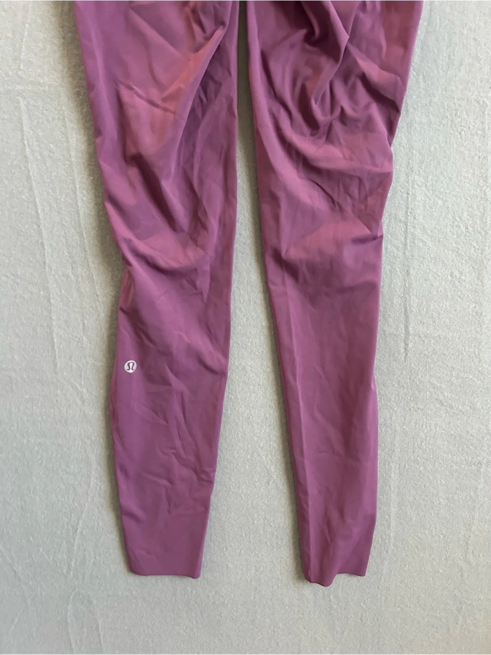 Lululemon Base Pace High Rise Tight in Plum Womens Size 4 w/ 28'' inseam